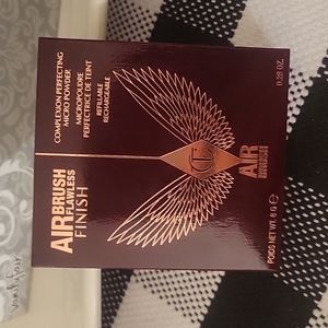 Charlotte Tilbury AirBrush Flawless Finish
